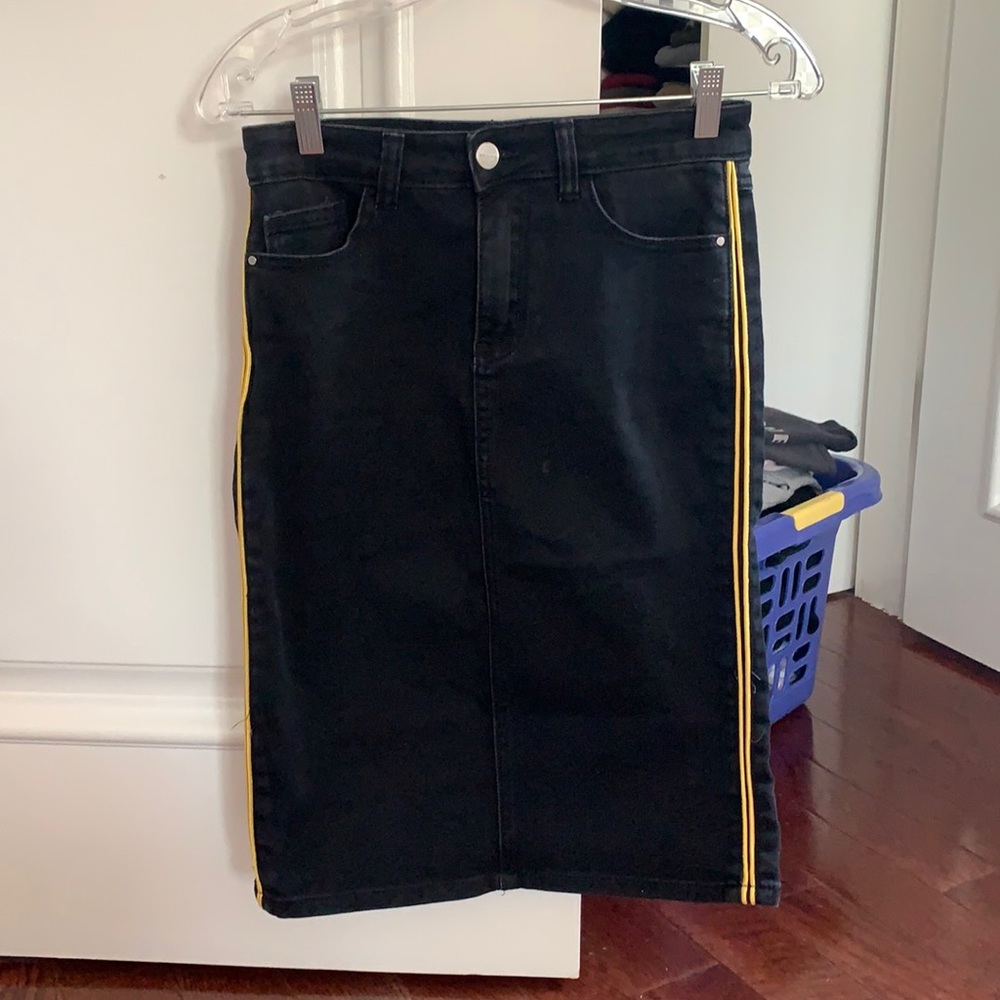 Black denim skirt